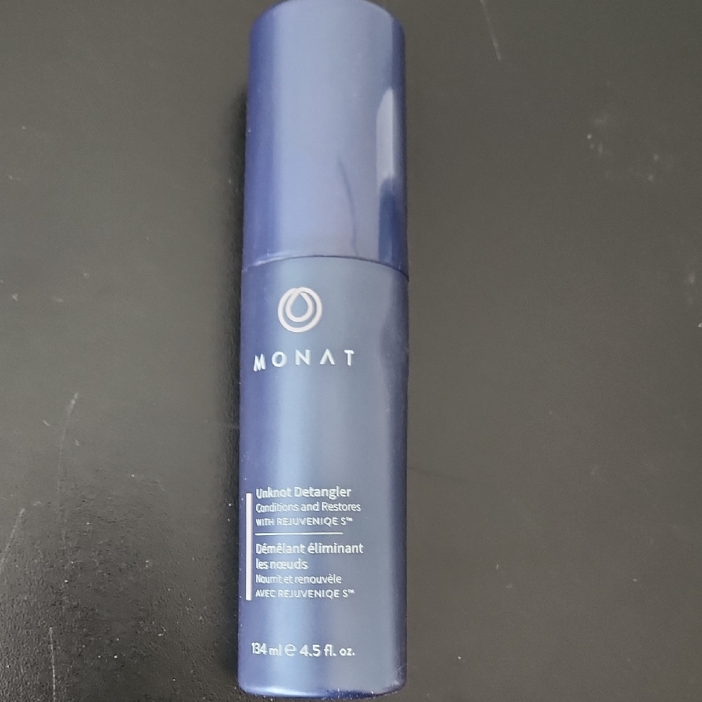Monat Unknot Detangler Spray